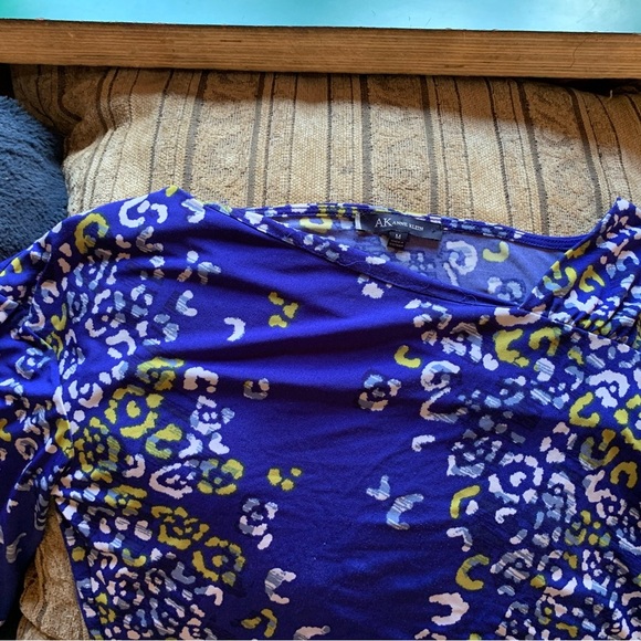 Anne Klein Vibrant Blue Patterned Blouse - Picture 3 of 4